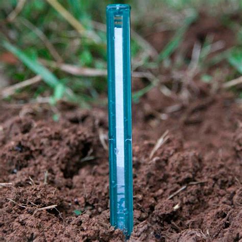 fazendo um medidor de umidade para vaso de plantas|MONITORAMENTO DA UMIDADE DO SOLO DE UMA HORTA .